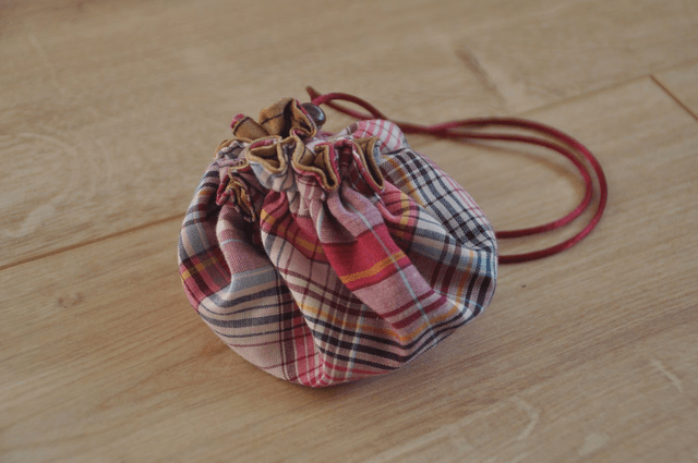 Pochette bourse -- Rose carreau