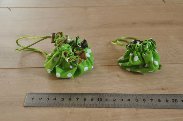 Pochette bourse -- Vert pois blanc